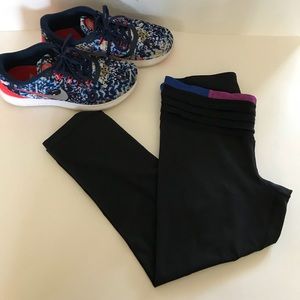 Under armor cotton Capri leggings